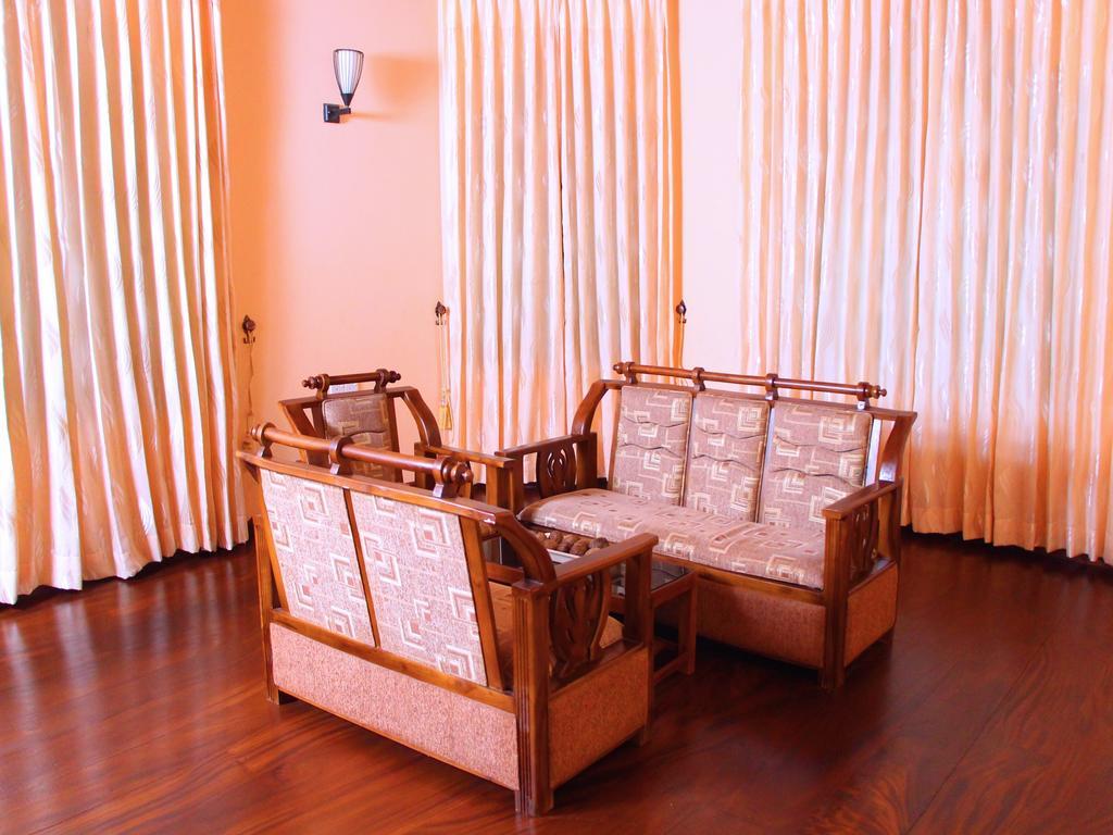Lovely Villa Negombo Ettukala Exterior photo