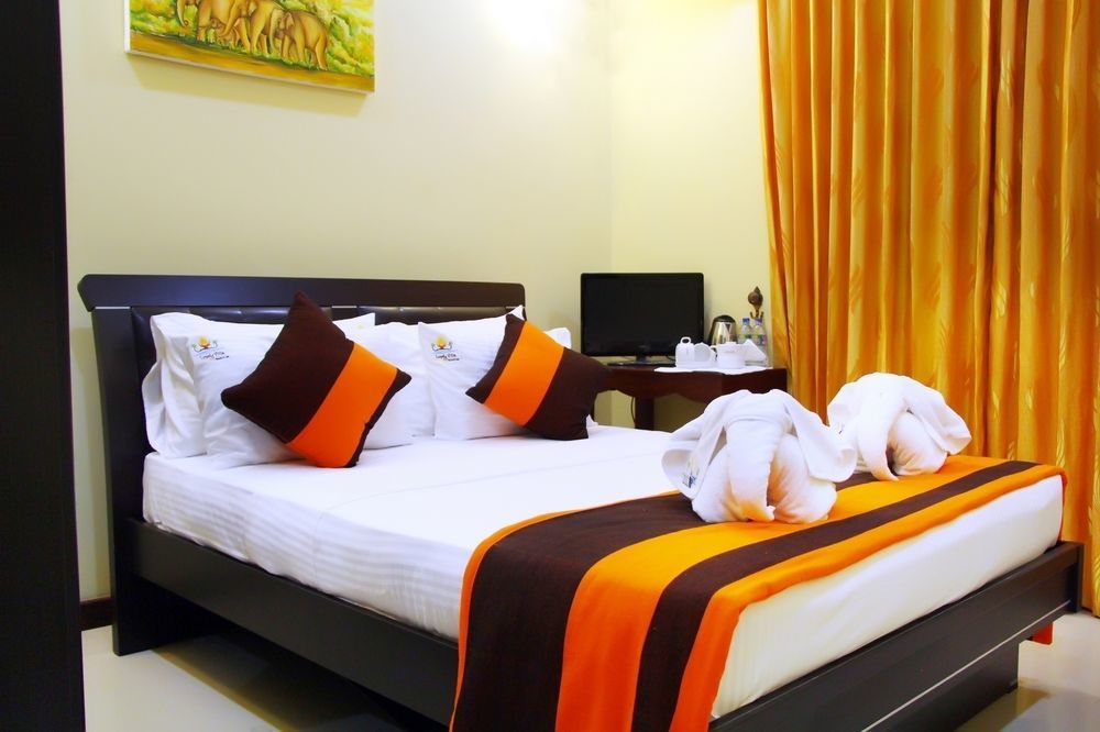 Lovely Villa Negombo Ettukala Exterior photo
